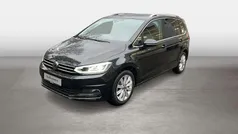 Schwarz Gebraucht 2024 VW Touran Highline Van / Kleinbus | 35.777 € (Fairer Preis)