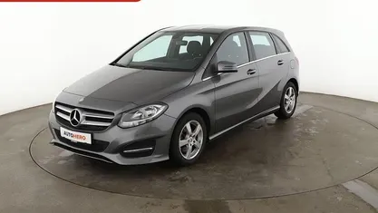 Gebraucht Mercedes B180 Style 122 PS (89 kW) 2017 Grau Van / Kleinbus