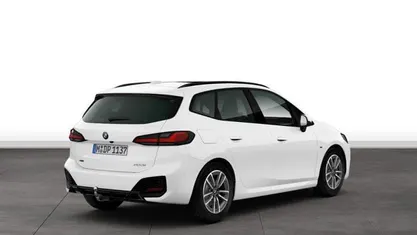 Gebraucht BMW 223 Active Tourer M Sport 204 PS (150 kW) 2025 Van / Kleinbus