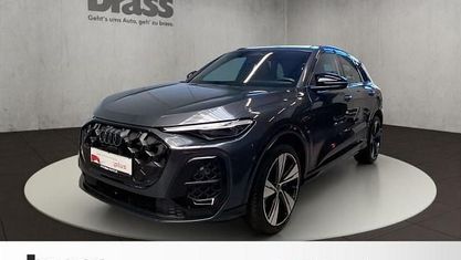 Käytetty Audi Q5 Ambiente 204 HP (150 kW) 2025 Harmaa Katumaasturi