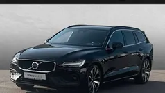 Onyx schwarz Gebraucht 2024 Volvo V60 Core Kombi | 36.750 € (Guter Preis)