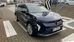 Blau Gebraucht 2025 Renault Scénic Iconic Van / Kleinbus | 41.839 € (Superpreis)