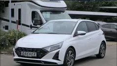 Atlas white / sol Gebraucht 2024 Hyundai i20 Kleinwagen | 18.890 € (Fairer Preis)