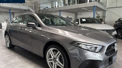 Occasion Mercedes A250 Style 218 PK (160 kW) 2021 Grijs Sedan