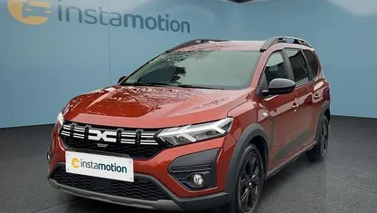 Braun Gebraucht 2023 Dacia Jogger Van / Kleinbus | 19.299 € (Fairer Preis)