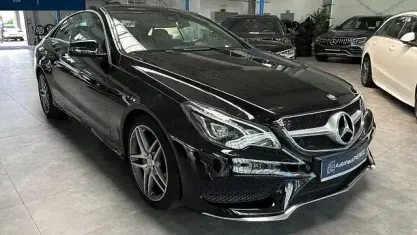 Gebraucht Mercedes E220 Sport 170 PS (125 kW) 2016 Schwarz Coupé