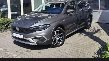 Gebraucht Fiat Tipo Cross 131 PS (96 kW) 2023 Grau