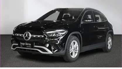 Gebraucht Mercedes GLA200 163 PS (119 kW) 2024 SUV