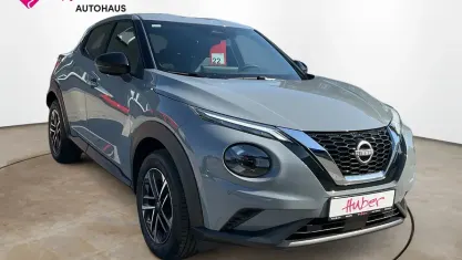 Neu Nissan Juke N-Connecta 114 PS (83 kW) 2026 Grau SUV