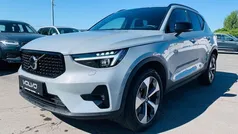 Grau Gebraucht 2024 Volvo XC40 Plus SUV | 39.870 € (Fairer Preis)