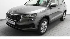 Grau Gebraucht 2024 Skoda Karoq Selection SUV | 31.750 € (Fairer Preis)