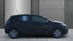 Blackpearlschwarz Gebraucht 2025 Renault Clio V Evolution Kleinwagen | 19.590 € (Fairer Preis)