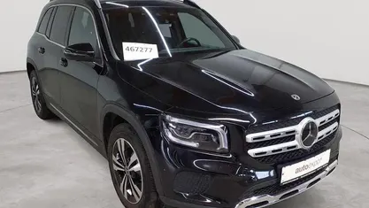 Gebraucht Mercedes GLB220 Progressive 190 PS (139 kW) 2022 Kosmosschwarz metallic SUV