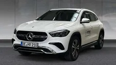 Weiß Gebraucht 2025 Mercedes GLA200 Progressive SUV | 42.890 € (Fairer Preis)