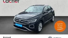 Gebraucht 2024 VW T-Roc Style SUV | 26.290 € (Guter Preis)