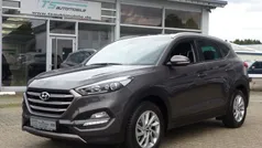 Grau Gebraucht 2016 Hyundai Tucson Intro Edition SUV | 16.690 € (Fairer Preis)