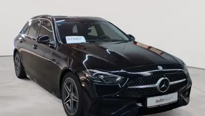 Gebraucht Mercedes C220 AMG line 200 PS (147 kW) 2023 Obsidianschwarz metallic Kombi