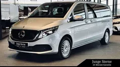Brillantsilber Gebraucht 2022 Mercedes EQV300 Van / Kleinbus | 45.850 € (Fairer Preis)