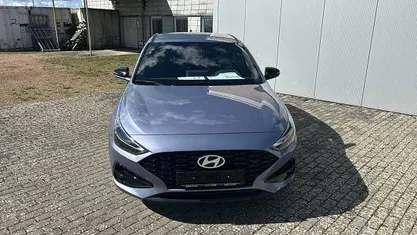 Gebraucht Hyundai i30 Advantage 101 PS (74 kW) 2025 Sailing blue Limousine
