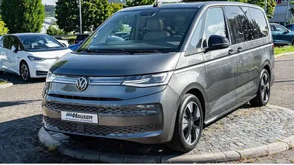 Grau Neu 2025 VW Multivan Style Van | 62.985 € (Fairer Preis)