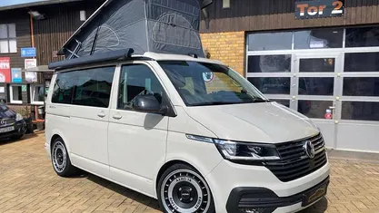 Gebraucht VW California Beach 160 PS (117 kW) 2021 Grau Van