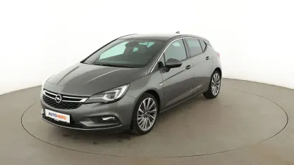 Używany Opel Astra Innovation 125 KM (91 kW) 2017 Szary Sedan/Limuzyna