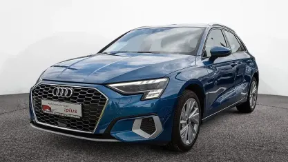 Gebraucht Audi A3 Advanced 150 PS (110 kW) 2022 Blau Limousine