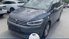Grau Gebraucht 2025 VW Touran Comfortline Van / Kleinbus | 35.995 € (Fairer Preis)