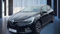 Gebraucht 2022 Renault Clio V Zen Kleinwagen | 12.311 € (Fairer Preis)