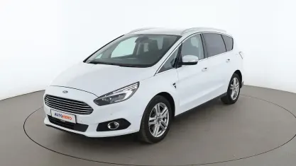 Gebraucht Ford S-MAX Titanium 160 PS (117 kW) 2018 Weiß Van / Kleinbus