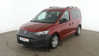 Rot Gebraucht 2021 VW Caddy Van / Kleinbus | 27.500 € (Fairer Preis)