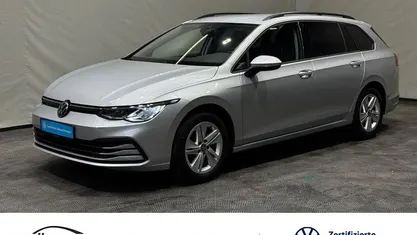 Gebraucht VW Golf VIII Life 150 PS (110 kW) 2022 Silber Kombi