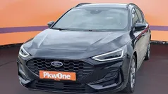 Schwarz Gebraucht 2024 Ford Focus ST-Line X Kombi | 23.660 € (Guter Preis)
