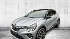 Grau Gebraucht 2024 Renault Captur Techno SUV | 20.970 € (Fairer Preis)