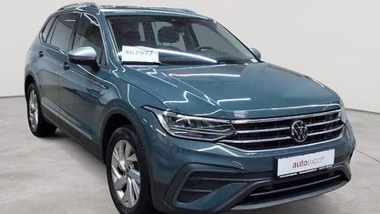Gebraucht VW Tiguan Life 150 PS (110 kW) 2022 Petroleum blue metallic SUV