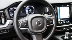Blau Gebraucht 2021 Volvo V60 Inscription Kombi | 32.540 € (Guter Preis)
