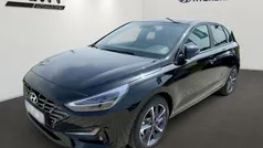 Schwarz Gebraucht 2024 Hyundai i30 Advantage Limousine | 22.800 € (Fairer Preis)