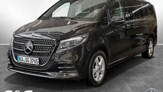 Obsidianschwarz Gebraucht 2024 Mercedes V300 AMG Van / Kleinbus | 89.929 €