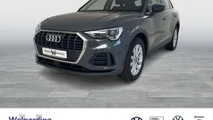 Nanograu, metallic Gebraucht 2023 Audi Q3 Ambiente SUV | 36.900 € (Fairer Preis)