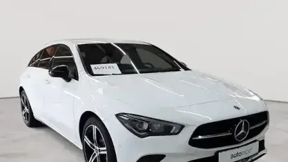 Gebraucht Mercedes CLA200 Shooting Brake Progressive 150 PS (110 kW) 2023 Polarweiß Kombi
