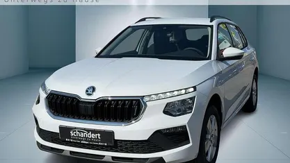 Gebraucht Skoda Kamiq Essence 95 PS (69 kW) 2025 Moonweiß metallic SUV