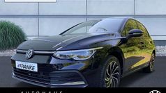 Gebraucht 2023 VW Golf VIII Move Limousine | 27.519 € (Fairer Preis)