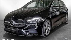 Metalliclack kosmosschwarz Gebraucht 2023 Mercedes B180 AMG Van / Kleinbus | 30.960 € (Fairer Preis)