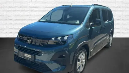 Neu Peugeot Rifter Allure 131 PS (96 kW) 2026 Blau Van / Kleinbus