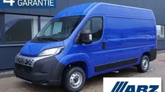 Ultramarinblau Neu 2024 Fiat Ducato 33 Van | 31.999 € (Fairer Preis)