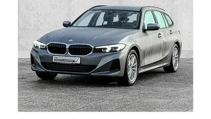 Gebraucht 2024 BMW 318 Comfort Edition Kombi | 33.400 € (Fairer Preis)