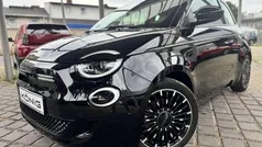 Gebraucht 2023 Fiat 500e La Prima Limousine | 23.999 € (Fairer Preis)