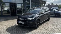 Schwarz Gebraucht 2025 Dacia Jogger Extreme Kombi | 21.789 € (Fairer Preis)