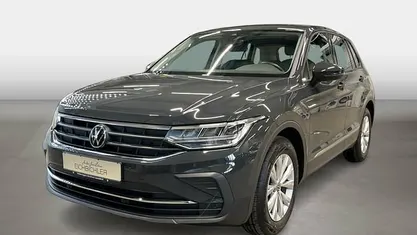 Gebraucht VW Tiguan Basis 131 PS (96 kW) 2023 SUV