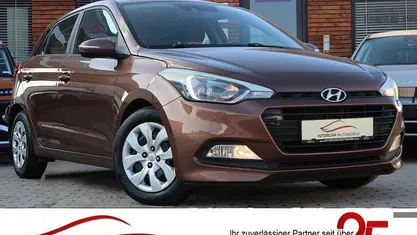 Gebraucht 2016 Hyundai i20 Trend Limousine | 9.890 € (Fairer Preis)